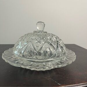Anchor Hocking Clear Pressed Glass Covered Serving Dish